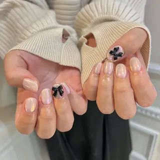 ネイル 🎀チーク/ちゅるん 🫧chisa🎀のネイルデザイン