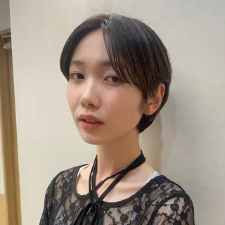 ショート ナリタ ミユウのヘアスタイル