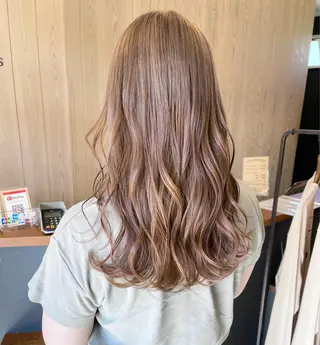 ロング カラー ～lynn～Moana by HEADLIGHT 武蔵小杉２号店【リン モアナ バイ ヘッドライト】所属・Tomoya 次世代ブリーチ🕊のヘアスタイル