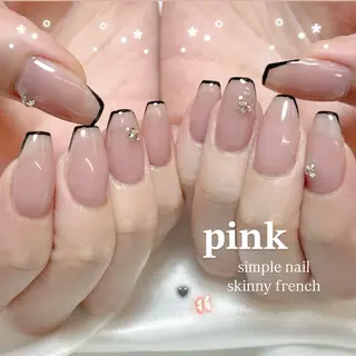 ネイル fein. miku🎀🍼のネイルデザイン