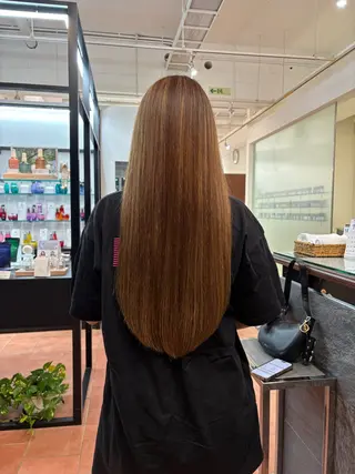 ロング M.SLASH DAY SPAセンター北店所属・井戸 大喜のヘアスタイル