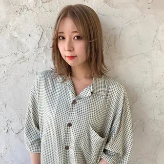 ミディアム ボブ/レイヤー/ ショートcovo代表のヘアスタイル