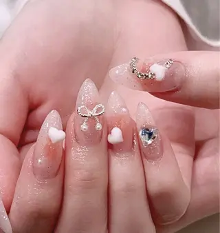 ネイル H&B 楊のネイルデザイン