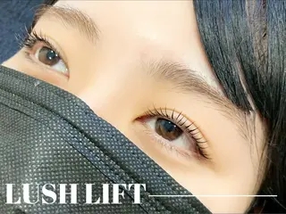 マツエク・マツパ eyelash Fiara by CYAN【フィアラバイシアン】所属・奥本 凜のマツエク・マツパデザイン