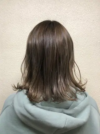 ミディアム カラー spooopy所属・🕊大垣 めぐみ🕊のヘアスタイル