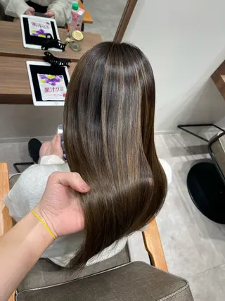 ロング 朝5分でキマる艶髪 ／ヤマダのヘアスタイル