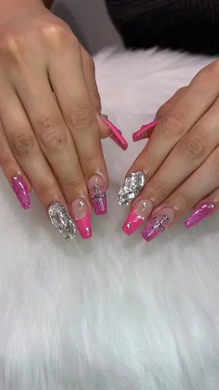 ネイル 👽個性派ネイル🎀 komachiのヘアスタイル