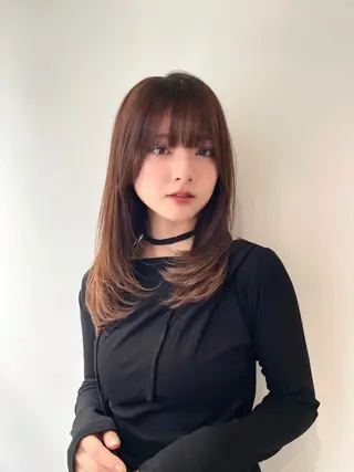 セミロング カラー 韓国ヘア🇰🇷 レイヤー/芝春樹のヘアスタイル