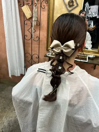 セミロング ヘアアレンジ ともざねゆか UniQのヘアスタイル