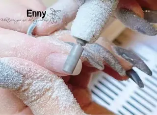 ネイル ENNY ネイルサロンのネイルデザイン