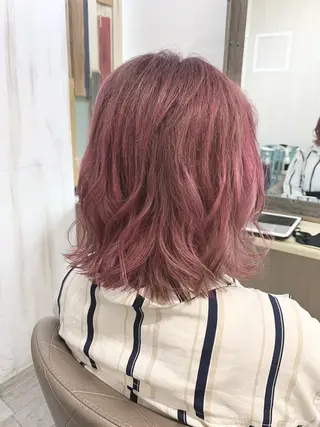 セミロング 嶋村夏実🌼レイヤー 🌸白髪ぼかしのヘアスタイル