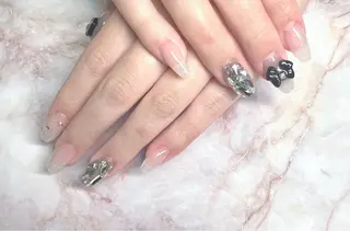 ネイル plaisir所属・plaisir プレジールネイルのネイルデザイン