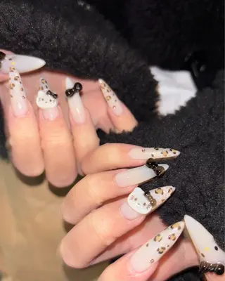 ネイル ToliyDeliy akemiのネイルデザイン