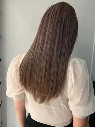 セミロング カラー ヘアアレンジ TACE新宿所属・おさない りくのヘアスタイル