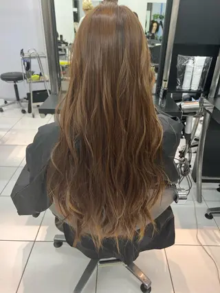 ロング カラー 岩堀 氷河のヘアスタイル