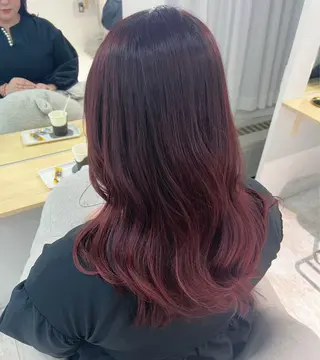 ミディアム piLLon所属・piLLon kaoriのヘアスタイル