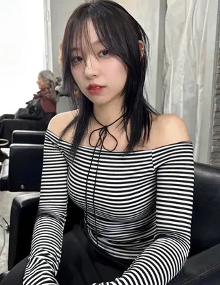 ミディアム カラー ヘアアレンジ 🫧🇰🇷韓国ヘア レイヤー🐺Yutaのヘアスタイル