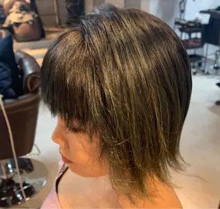 ミディアム 島守 桃香のヘアスタイル