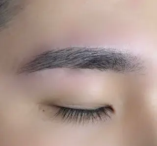 アイブロウ 💛LUNELLA MIKU💛のマツエク・マツパデザイン