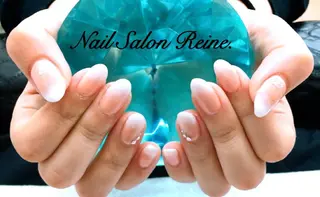 ネイル Nailsalon Reine所属・玉栄 伶奈のネイルデザイン