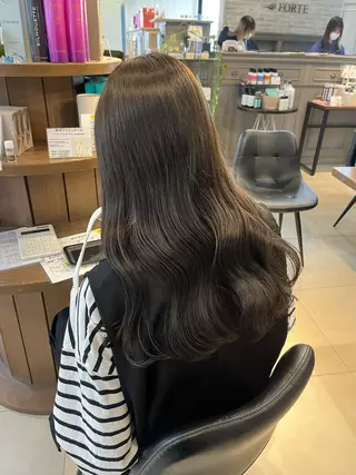 セミロング カラー Froom🌻 村上夏菜のネイルデザイン