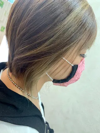 ショート カラー 加藤（旧姓　今竹） 遥花のヘアスタイル