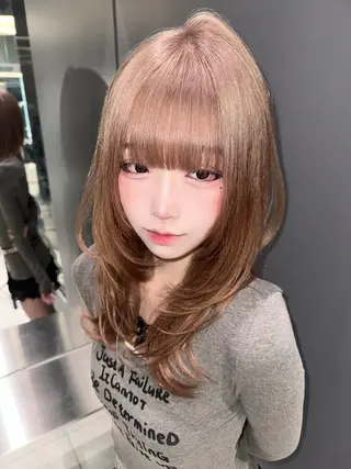 セミロング カラー SALOWIN三軒茶屋店所属・🇰🇷韓国レイヤー の神様🇰🇷のヘアスタイル