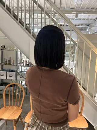 ミディアム カラー 篠原 若奈のヘアスタイル