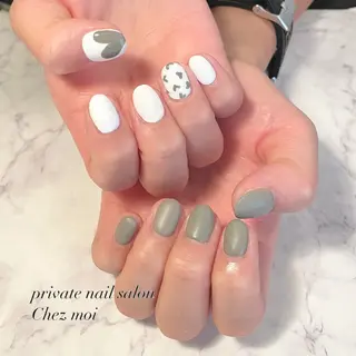 ネイル KOMINE TOMOKOのネイルデザイン