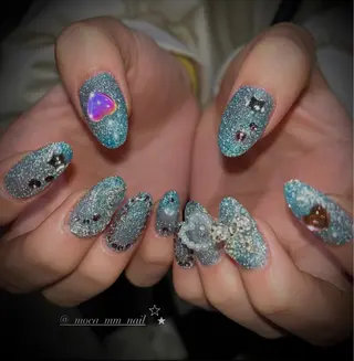 ネイル moca心斎橋所属・˚✧⁺⭐︎༚moca miyuu⁎⁺˳✧༚のネイルデザイン