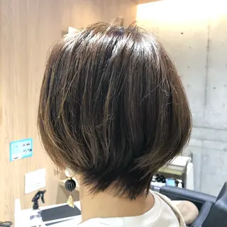 ショート カラー 田辺 黎花のヘアスタイル