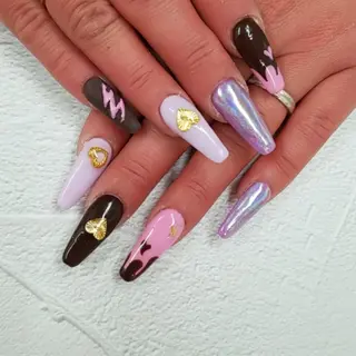 ネイル 河野ちえ (雑誌掲載サロン)のネイルデザイン