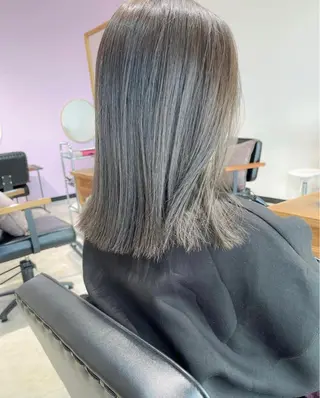 ミディアム カラー MATTY yoshika 🐻のヘアスタイル