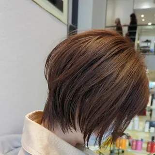 ミディアム カラー 知念 香トータル ビューティー🌷のヘアスタイル