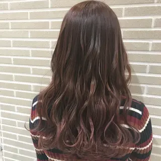 ロング カラー 植田 菜月のヘアスタイル