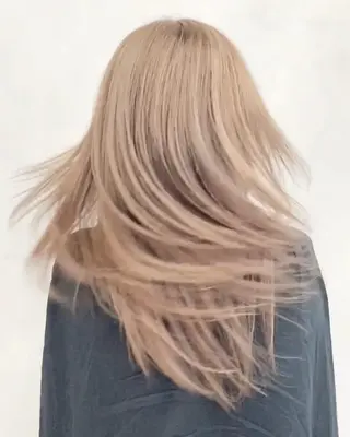 ミディアム カラー ハイトーン特化サロン 代表 中谷蓮のヘアスタイル