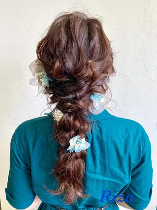 ヘアアレンジ HAIR MAKE Riza所属・谷口 弥生のヘアスタイル