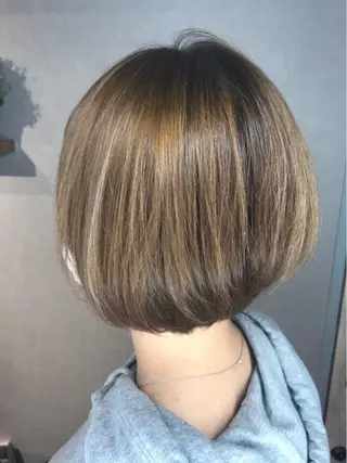 ショート カラー L’atelier BROCANTE (ラトリエ ブロカント)所属・BROCANTE立川 karasawa.nのヘアスタイル