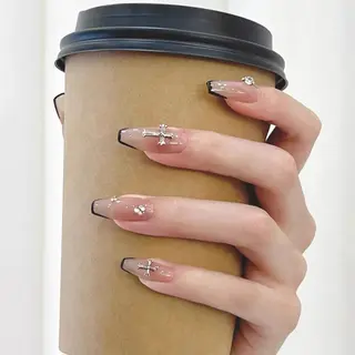 ネイル 菲菲ネイルサロン所属・FF フィフィネイルサロンのネイルデザイン