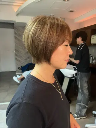 ショート emiwo石川町店所属・秋成 慶多のヘアスタイル