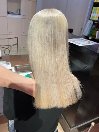 ミディアム カラー Che'ri所属・海外レイヤー/ レイヤーカット/和田のヘアスタイル