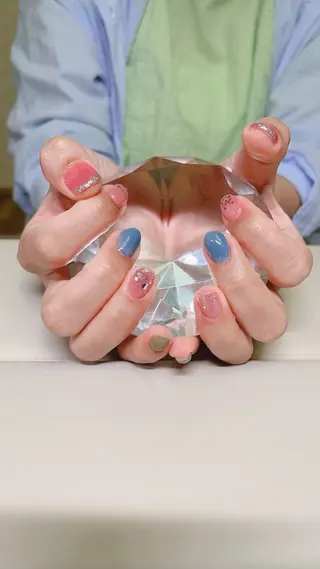 ネイル B.rose ビビのネイルデザイン