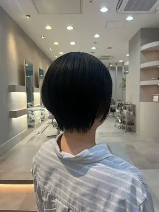 ショート 関 琴美のヘアスタイル
