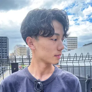 ショート パーマ メンズ メンズヘア特化 崎田 成人のヘアスタイル