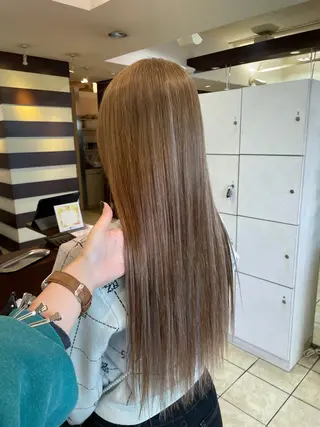 ロング 桑田 新菜のヘアスタイル