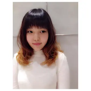 ミディアム セミロング カラー パーマ 片山 千晴のヘアスタイル