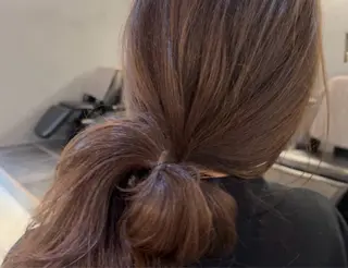 セミロング カラー KOCHAB所属・三谷 はるなのヘアスタイル