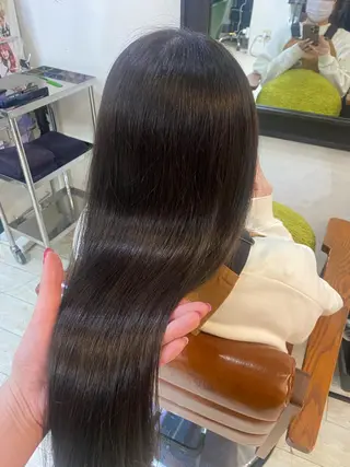 カラー RINA🦋 【韓国風/艶髪】のヘアスタイル