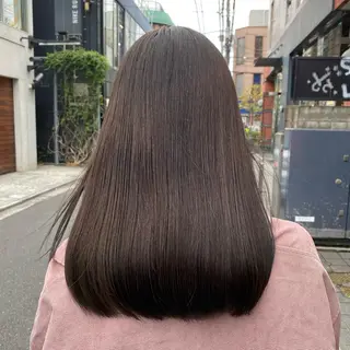 セミロング カラー かりん 🤍のヘアスタイル