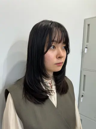 ミディアム 韓国風レイヤーカット グレージュ/大希のヘアスタイル
